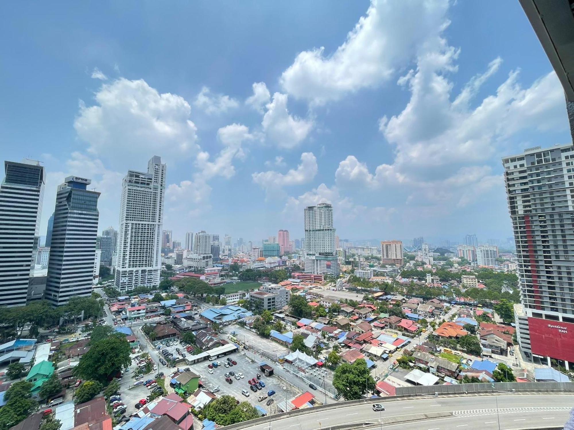 Sp Home At Mercu Summer Suites, Kuala Lumpur
